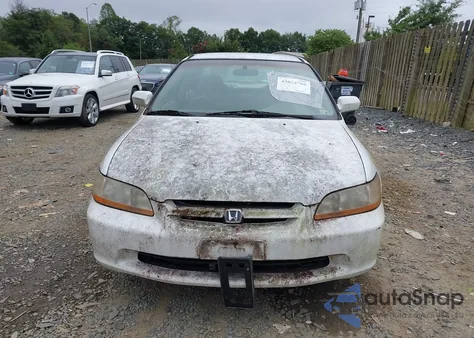 1998 Honda Accord Lx z USA, uszkodzony, nr VIN 1HGCG5641WA220686